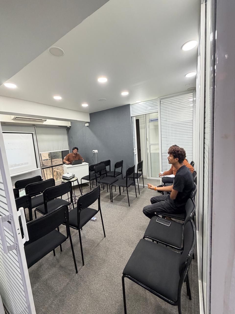 Commercial Office on Rent in Karvenagar, Pune - @ ₹ 95 K*