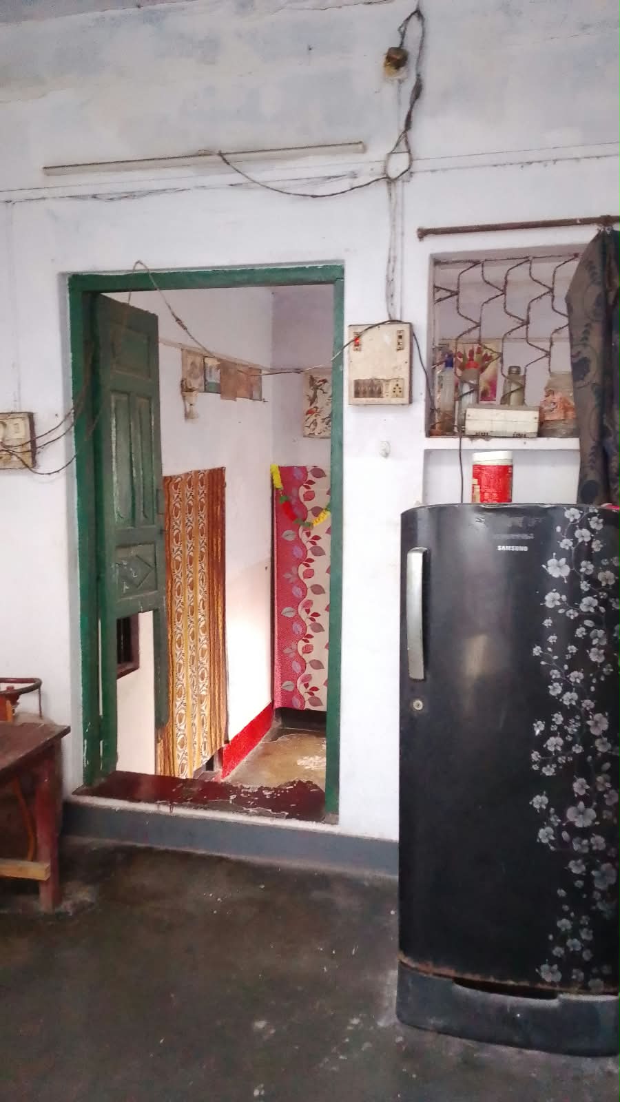 Old House for Sale in Khadra Chungi, Lucknow - Home Starting @ ₹45 Lac*