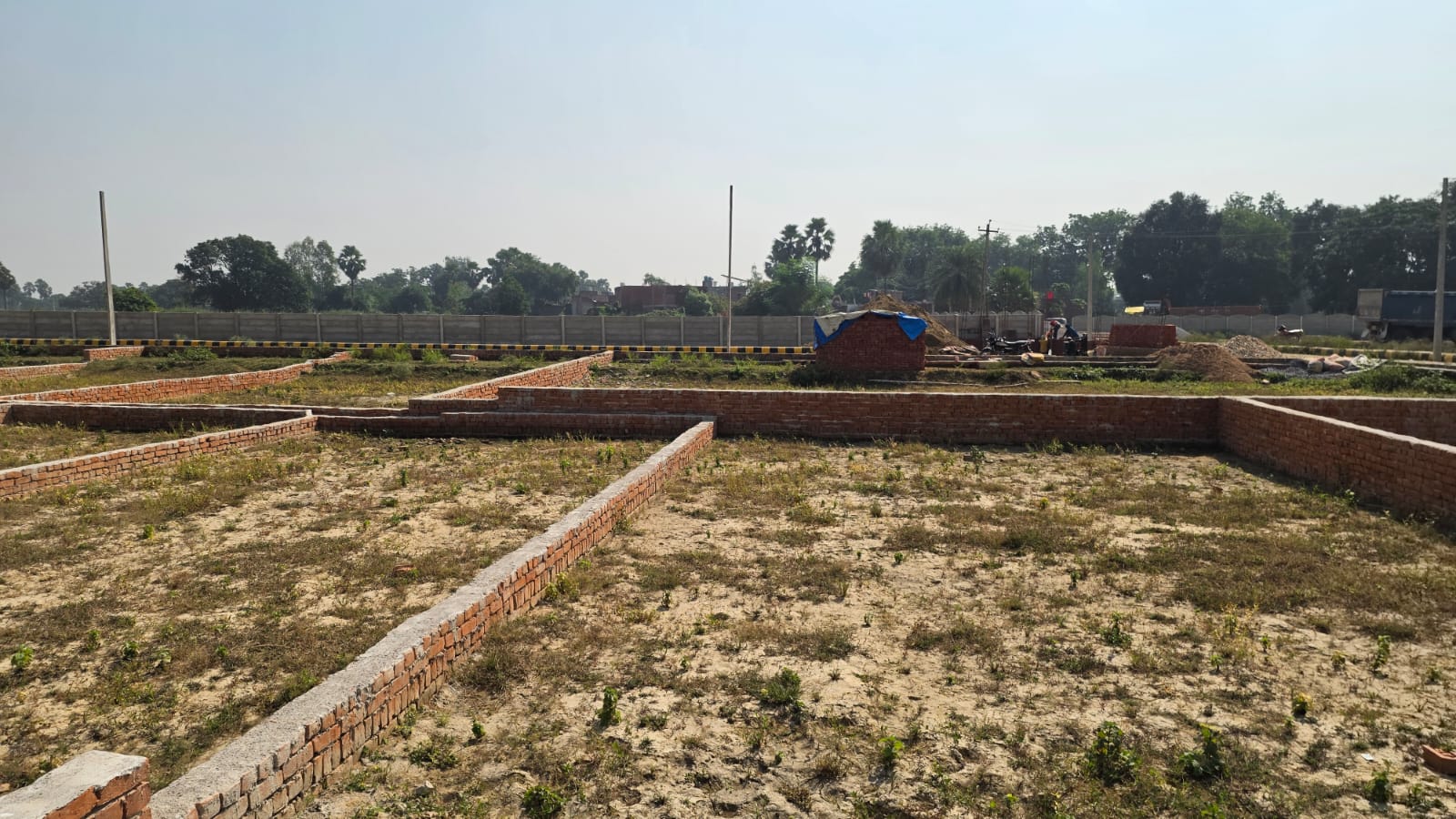 Plot for sale in Lucknow–Kanpur Road Starting @ ₹16.5 Lac*