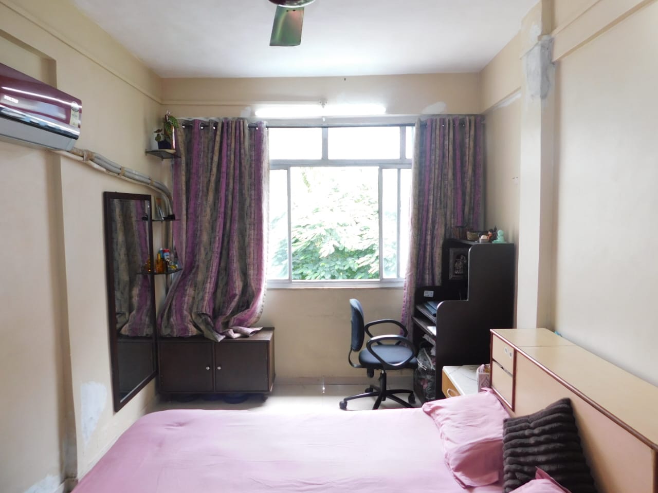 Prabhu Darshan Co-op. Hsg. Soc. Ltd. Andheri west - 2 BHK Flat Starting @ ₹3.5 Cr*