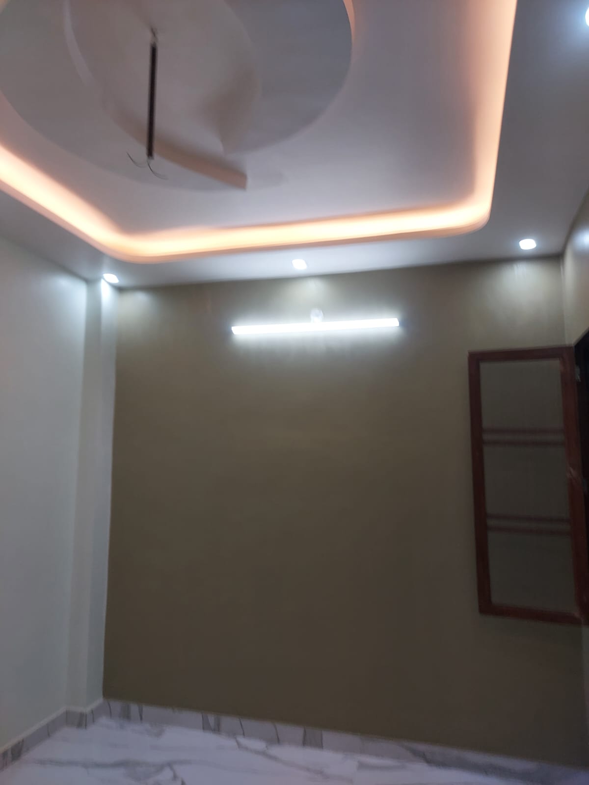 2BHK row house for resale in Jankipuram Vistar at ₹85 lac