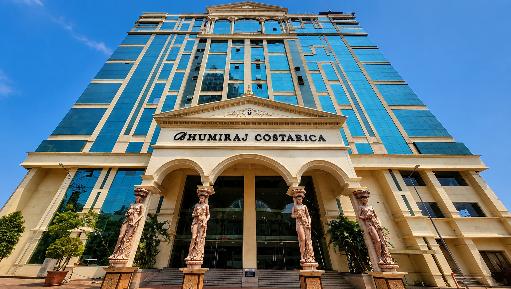 Bhumiraj Costarica in Sanpada- Commercial Office Space Starting @ ₹2.10 Crore
